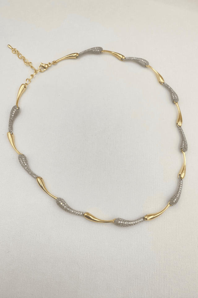 Zirkon Taşlı Damla Model Kolye