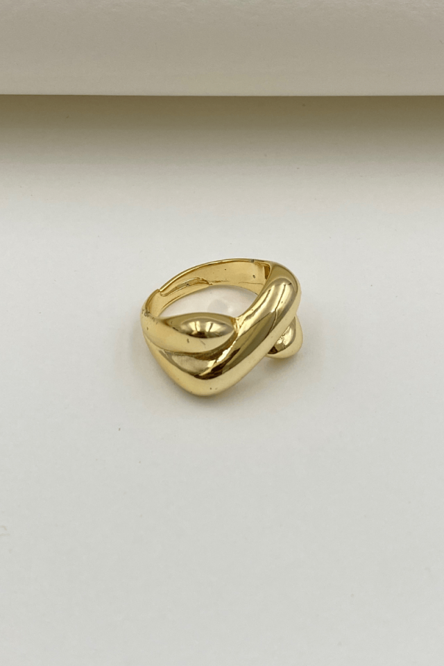 Gold Sarmal Yüzük