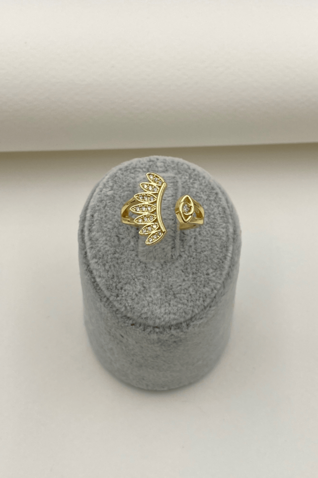 Gold Taşlı Göz Yüzük