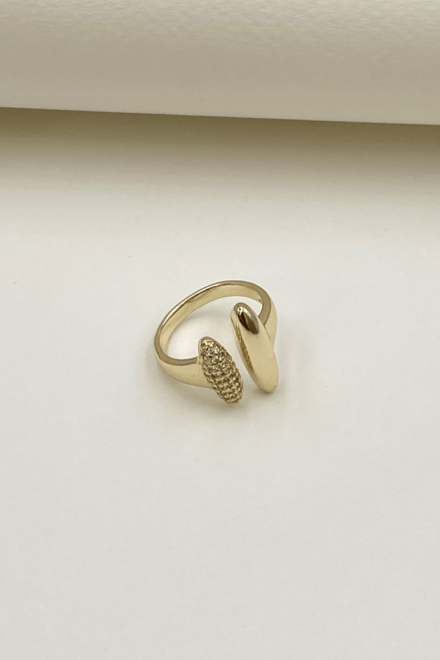 Gold Zirkon Taşlı Yüzük