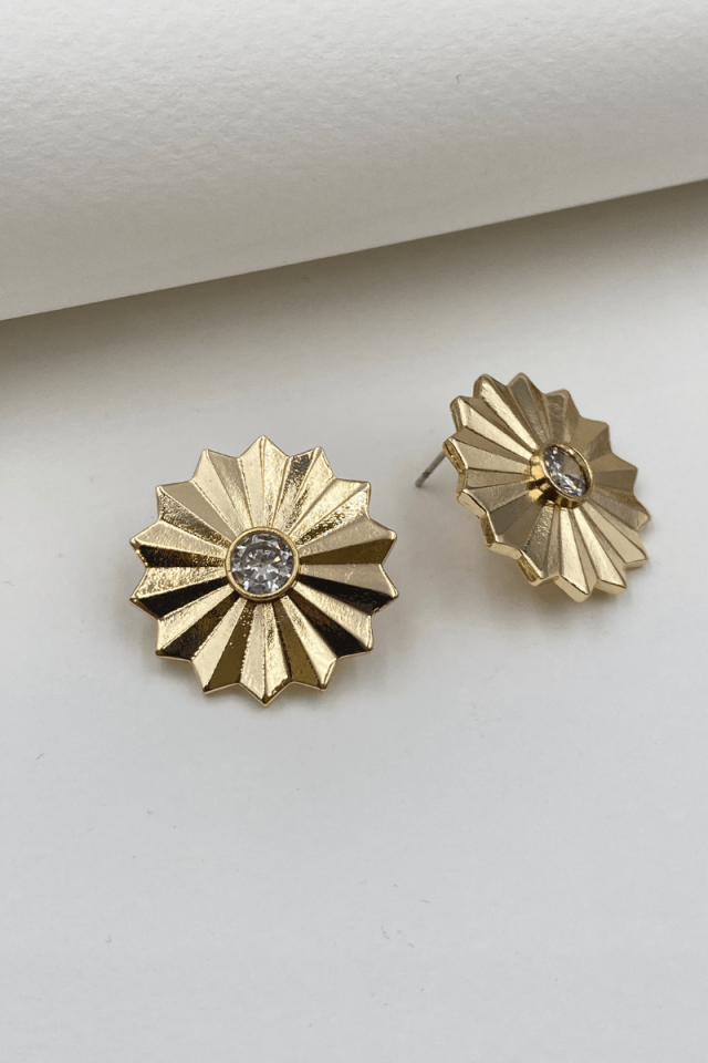 Gold Ortası Taşlı Büyük Boy Çiçek Küpe