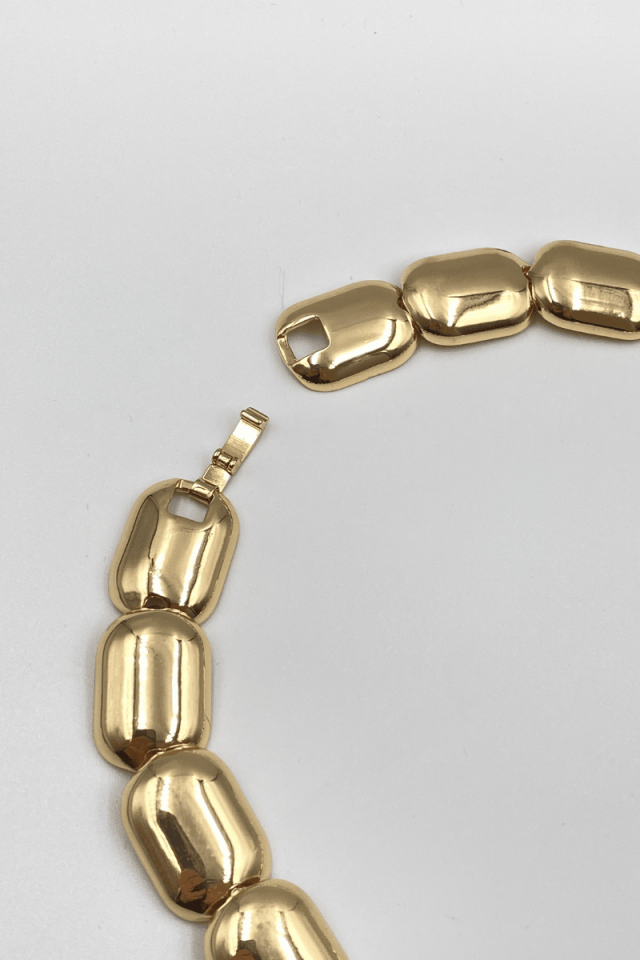 Gold Dokusuz Kare Plaka Kolye