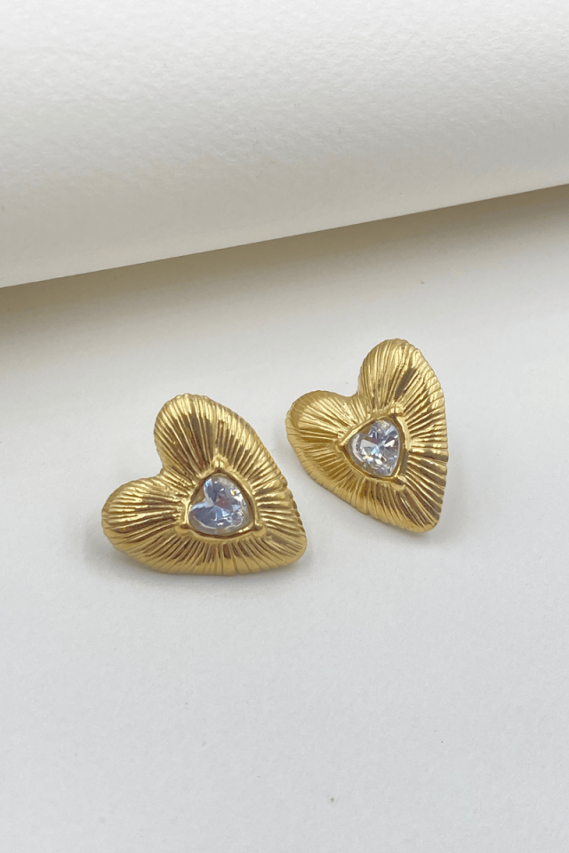 Çelik Gold Taş Detaylı Kalp Küpe