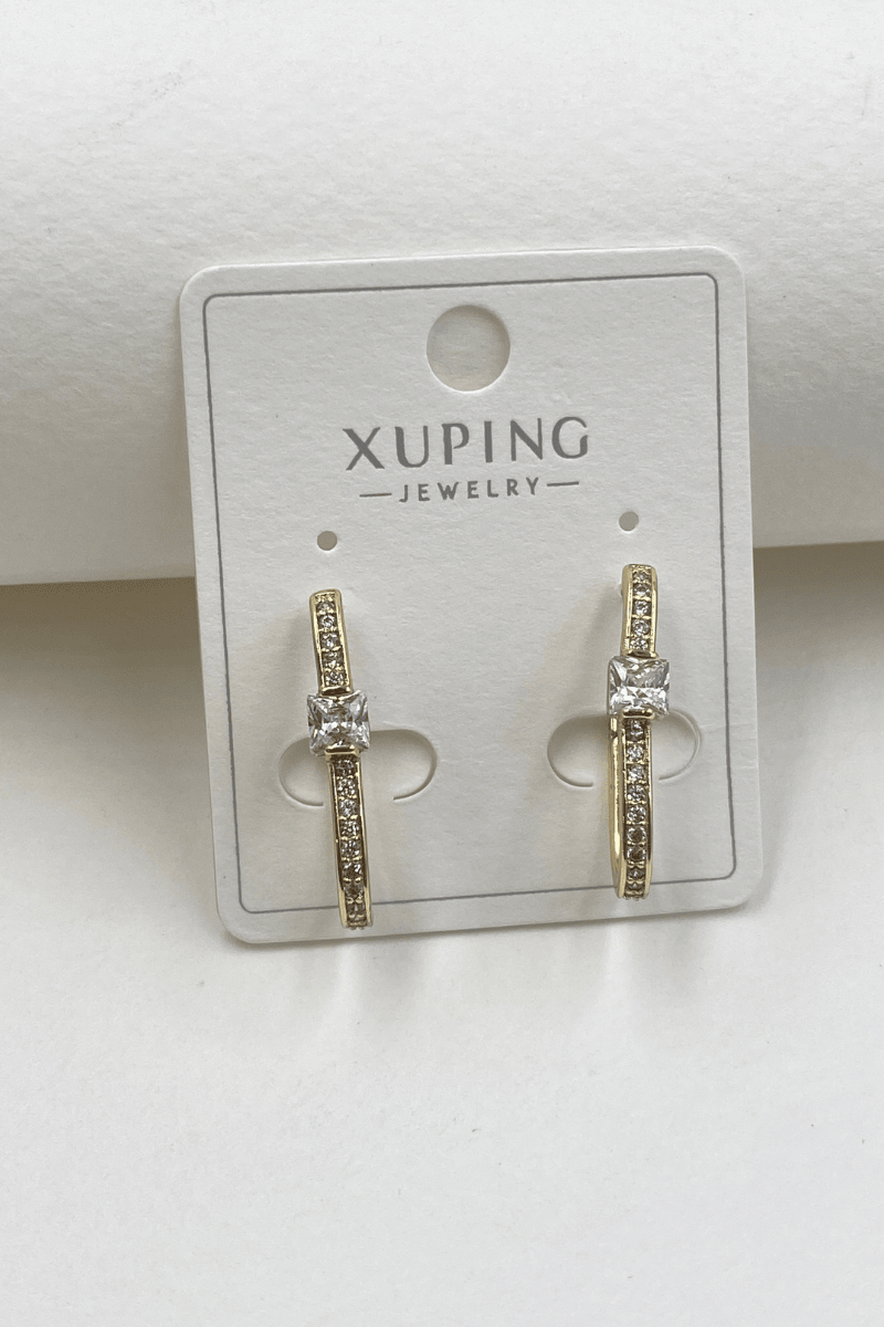 Xuping Taş Detaylı Oval Küpe