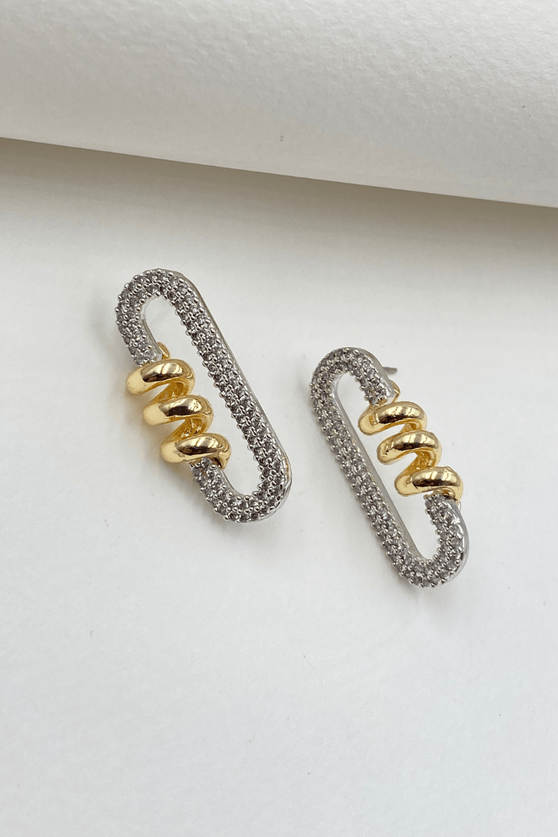 Zirkon Taşlı Gold Spiral Detay Küpe