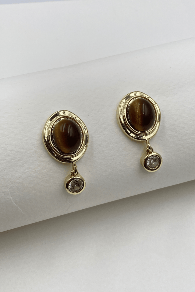 Gold Kedi Gözü Taş Detaylı Küpe