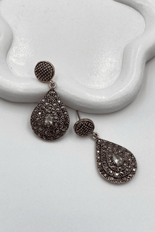 Bronz Eskitme Sallantılı Taşlı Küpe
