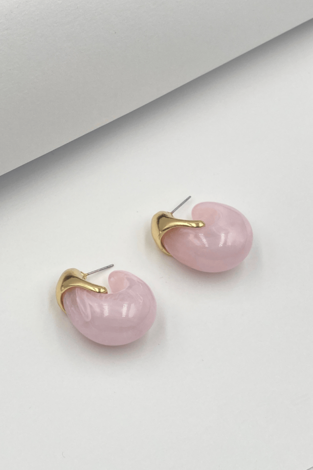 Gold Pembe Kemik Bombeli Küpe