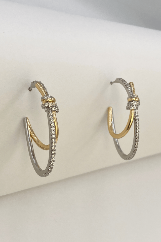 Gold Zirkon Taşlı Düğüm Küpe