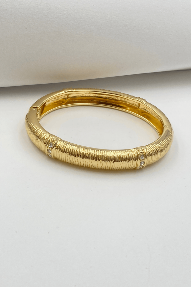 Gold Dokulu Zirkon Taşlı Kelepçe Bilezik